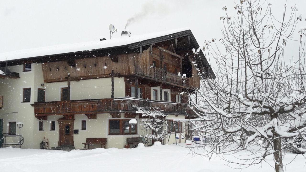 Ferienwohnungen Taxacher Fuegen Exterior photo